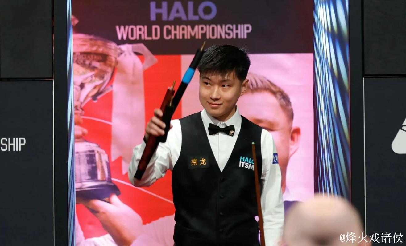 赵心童6-1完胜布朗 轻松晋级斯诺克国际锦标赛第二轮